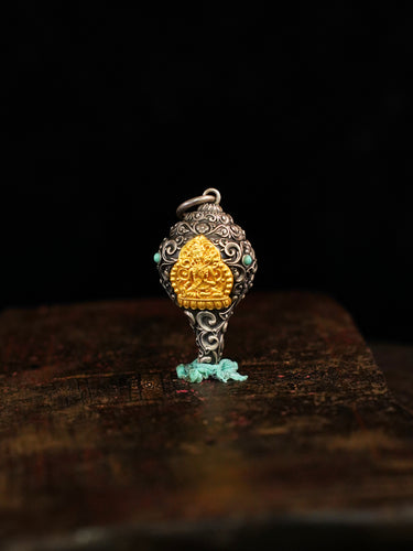 Echo of Enlightenment Conch Silver Pendant