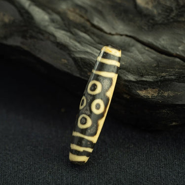 Qing Dynasty Upper Tantric Monastery 7-Eyed Dzi Bead Pendant from Tibet