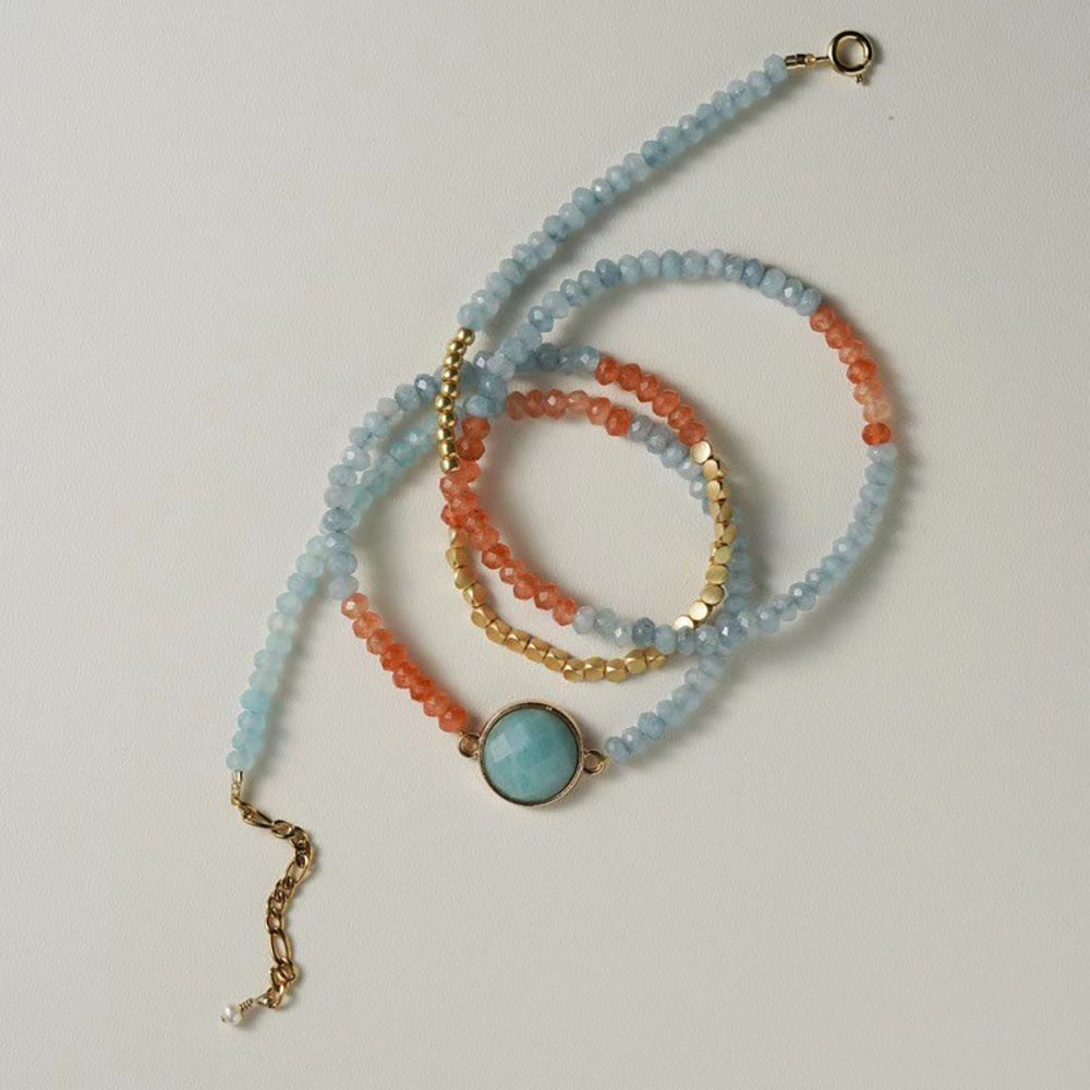 Breeze of Innocence Agate Necklace