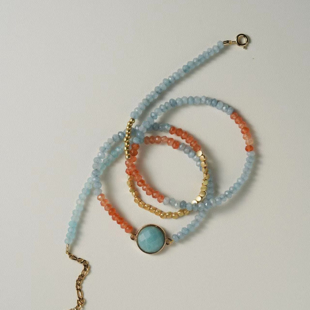 Breeze of Innocence Agate Necklace