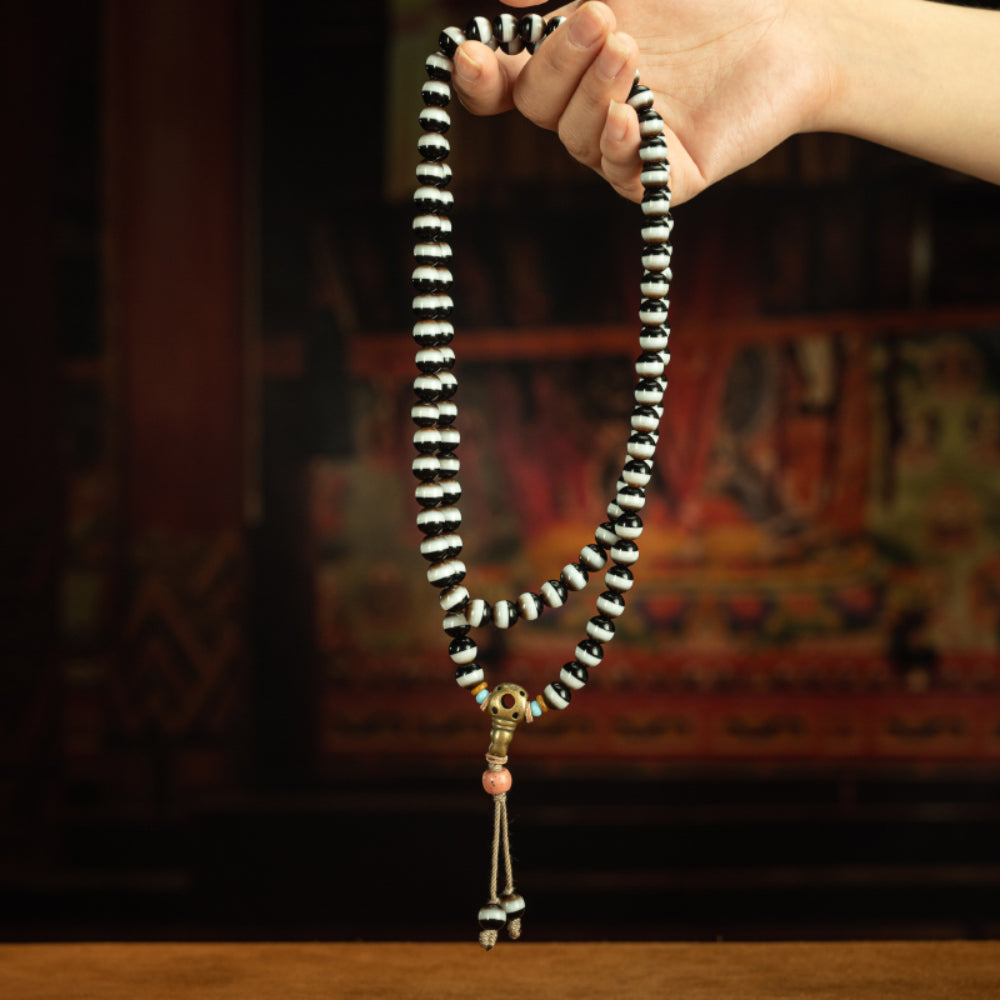 Black and White 108 Beads Tibetan Dzi Bead Mala Necklace
