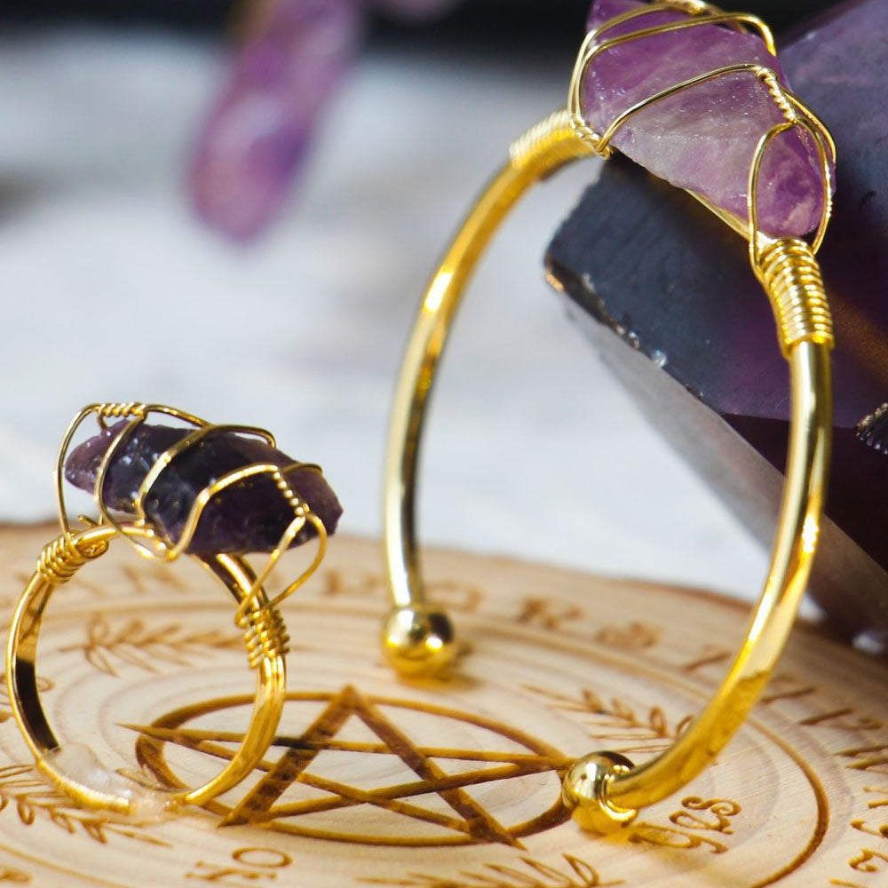 Cupid's Embrace Amethyst Bracelet