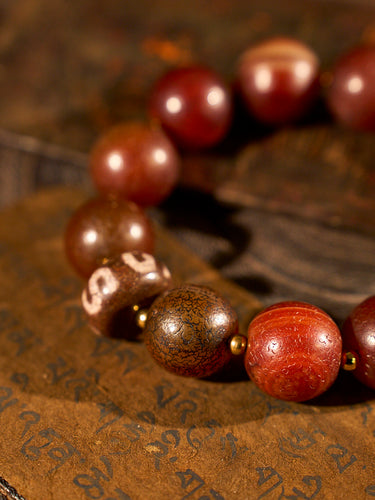 Confidence Glow Agate Bracelet