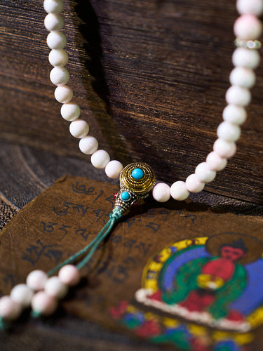 Glow Pink Shell & Tridacna Mala Bracelet