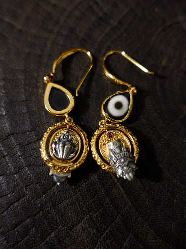 Zakirum's One-Eyed Dzi Bead Gold-Plated Solid Silver Ear Hook