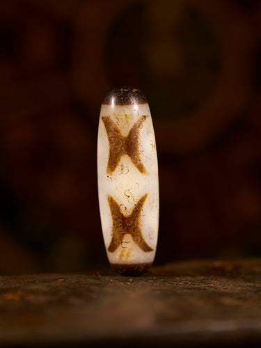 Agate “Vajra Four-Eyed” Dzi Bead