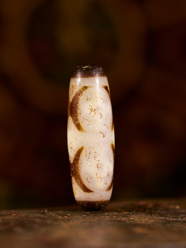 Agate “Vajra Four-Eyed” Dzi Bead