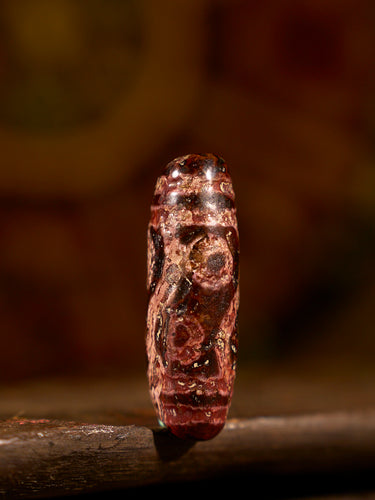 Agate “Buddha Heart Four-Eyed” Dzi Bead
