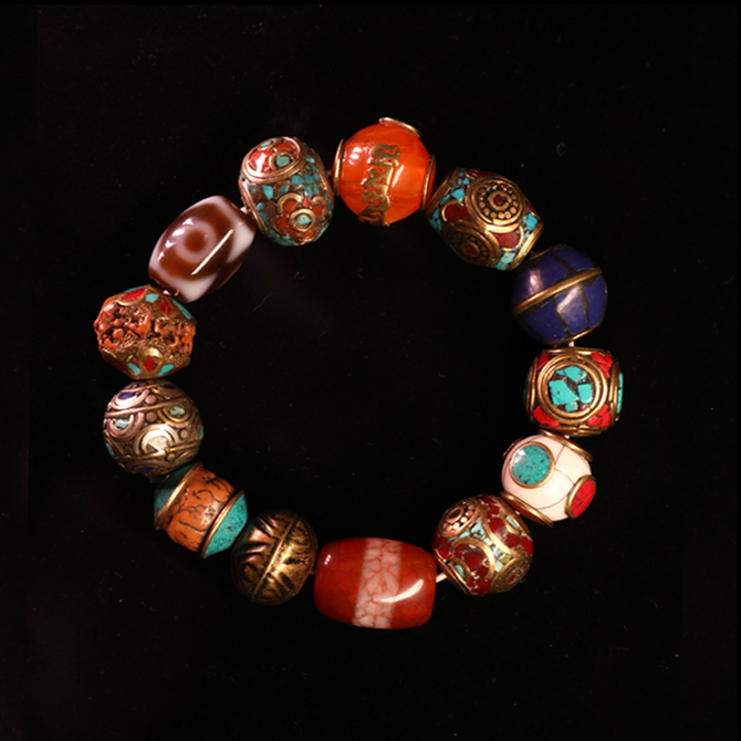 Three-Eyed Dzi Bead Bracelet