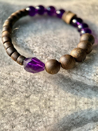 Divine Insight Sandalwood & Amethyst Bracelet