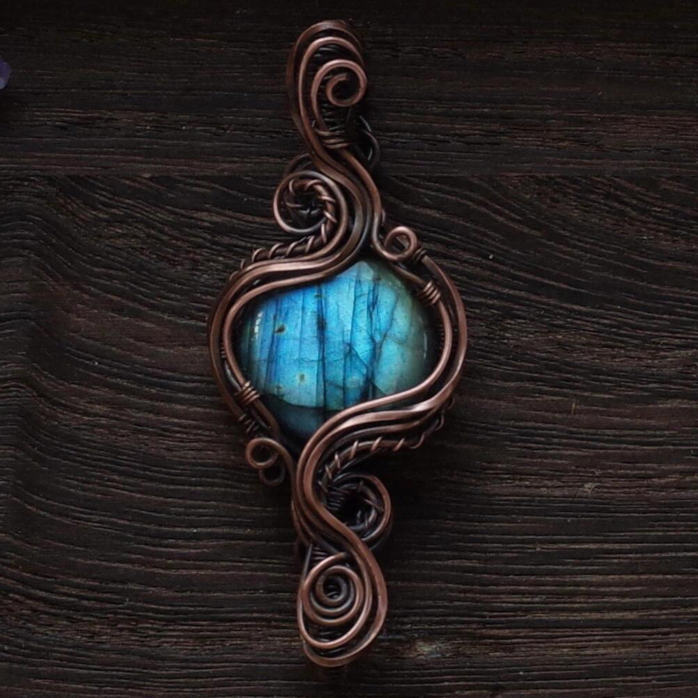 Lucky Oasis Dreams Labradorite Copper Pendant