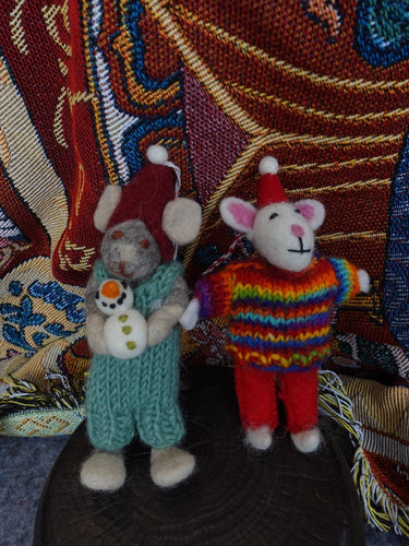 Cozy Handcrafted Yak Wool Mouse Figurines - Kailash Energy