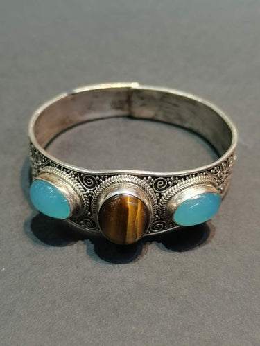 Tranquil Strength Bracelet | Pure Silver Bangle with Aquamarine and Tiger Eye for Calm and Protection - Kailash Energy