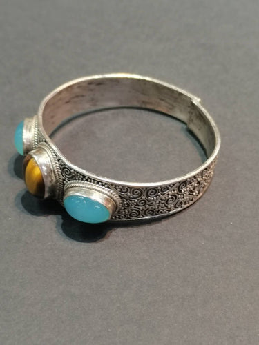 Tranquil Strength Bracelet | Pure Silver Bangle with Aquamarine and Tiger Eye for Calm and Protection - Kailash Energy