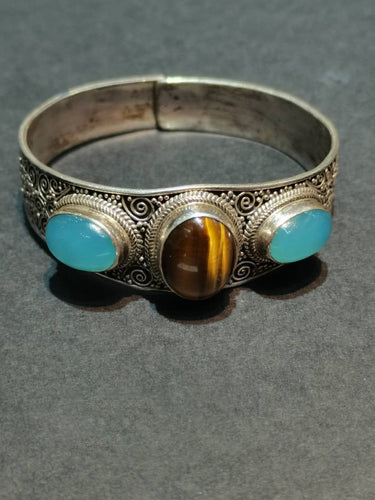 Tranquil Strength Bracelet | Pure Silver Bangle with Aquamarine and Tiger Eye for Calm and Protection - Kailash Energy