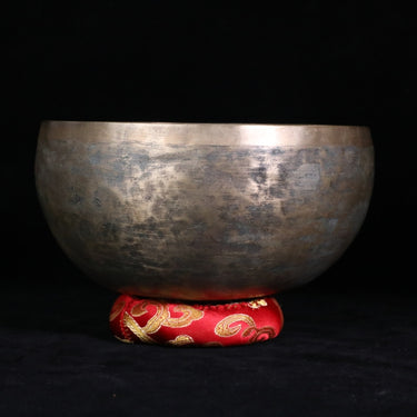 Antique Tibetan Singing Bowl Collection Meditation puretibetan