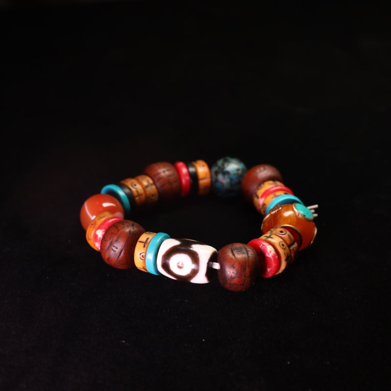 The Tibetan King's Spiritual Practice Three-Eyed Dzi Bead Bracelet puretibetan